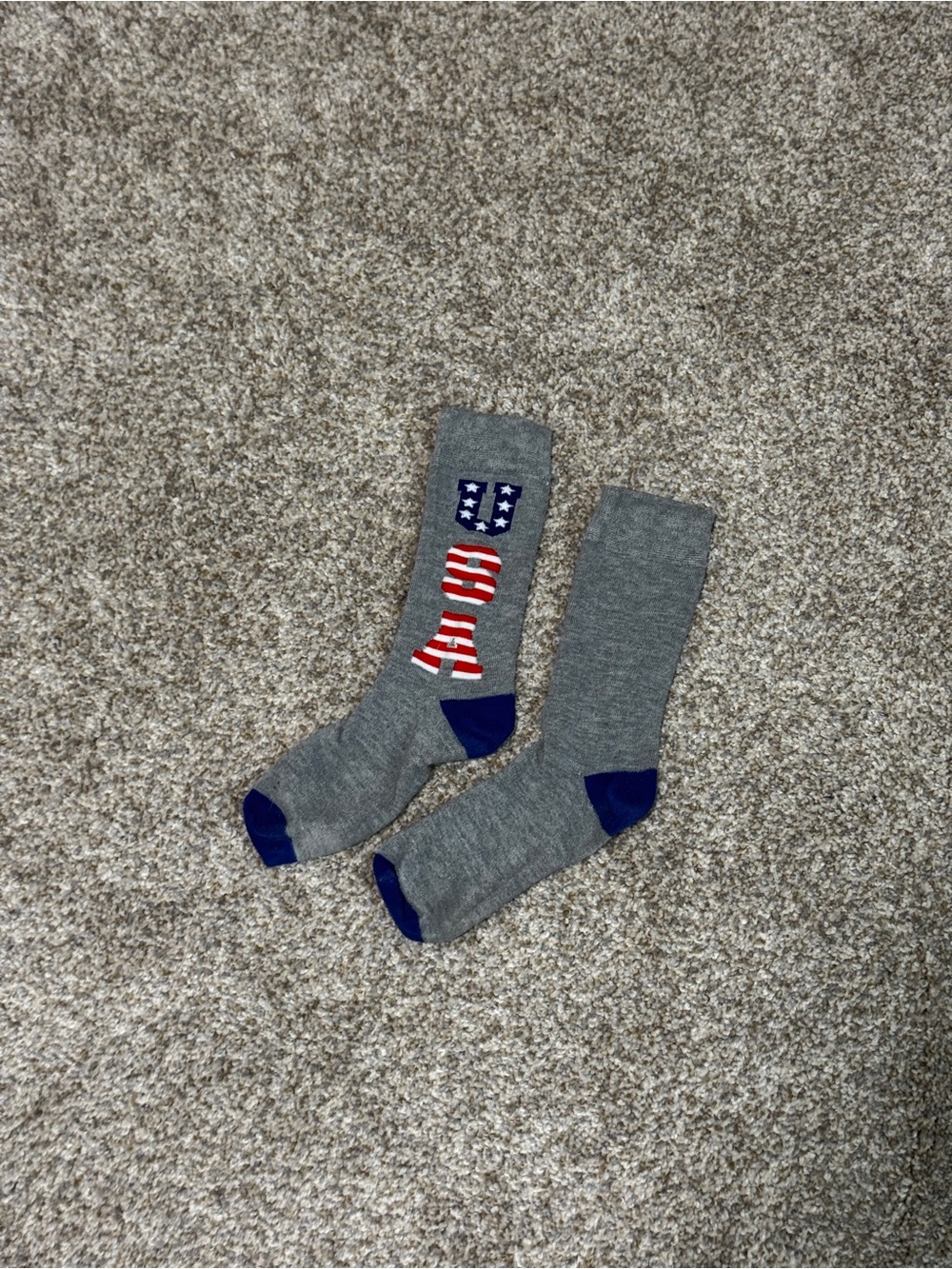 Gray USA Flag Patterned Crew Socks